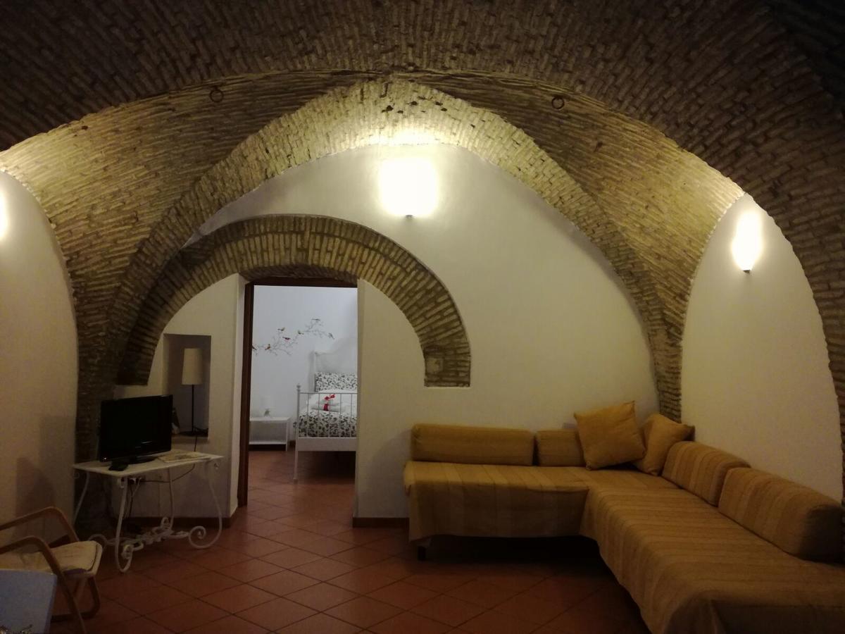 Bed and Breakfast Svegliarsi Nei Borghi - La Patronale Troia Экстерьер фото